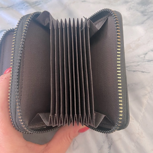 Small wallet - Picture 2 of 3